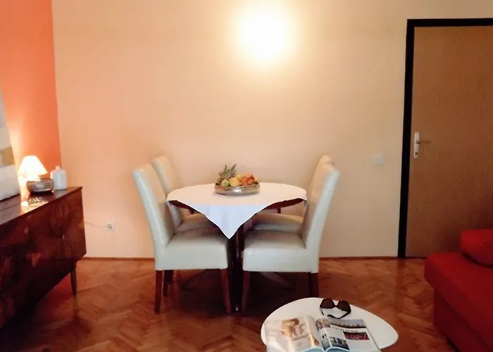 Eva Apartment *